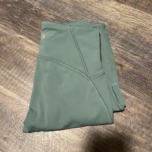 Lululemon train times 7/8 legging